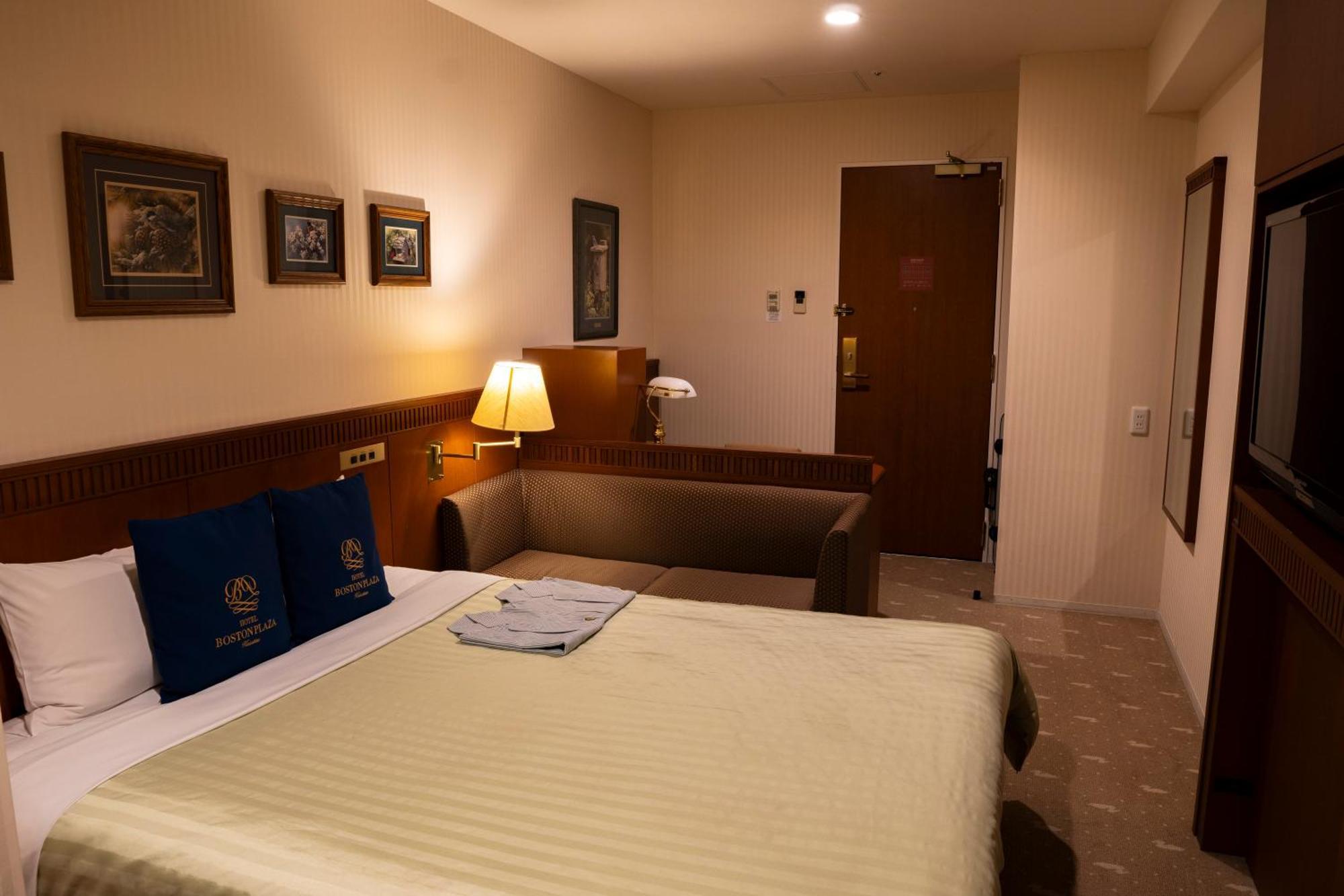 Boston Plaza Kusatsu 3*